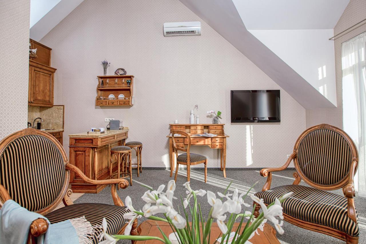 White Lily Apartment Klaipeda Exterior photo